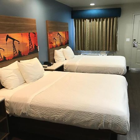 Hyland Inn Бриа Екстериор снимка
